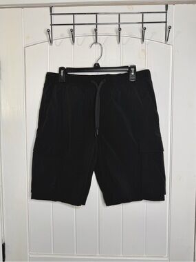 H&M Regular Fit Coupe Standard Black Cargo Shorts Size/Medium